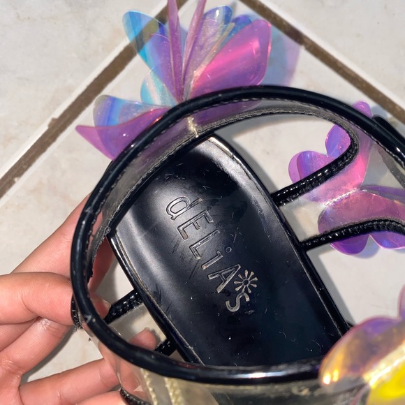 Delia*s butterfly heels - Picture 4 of 7